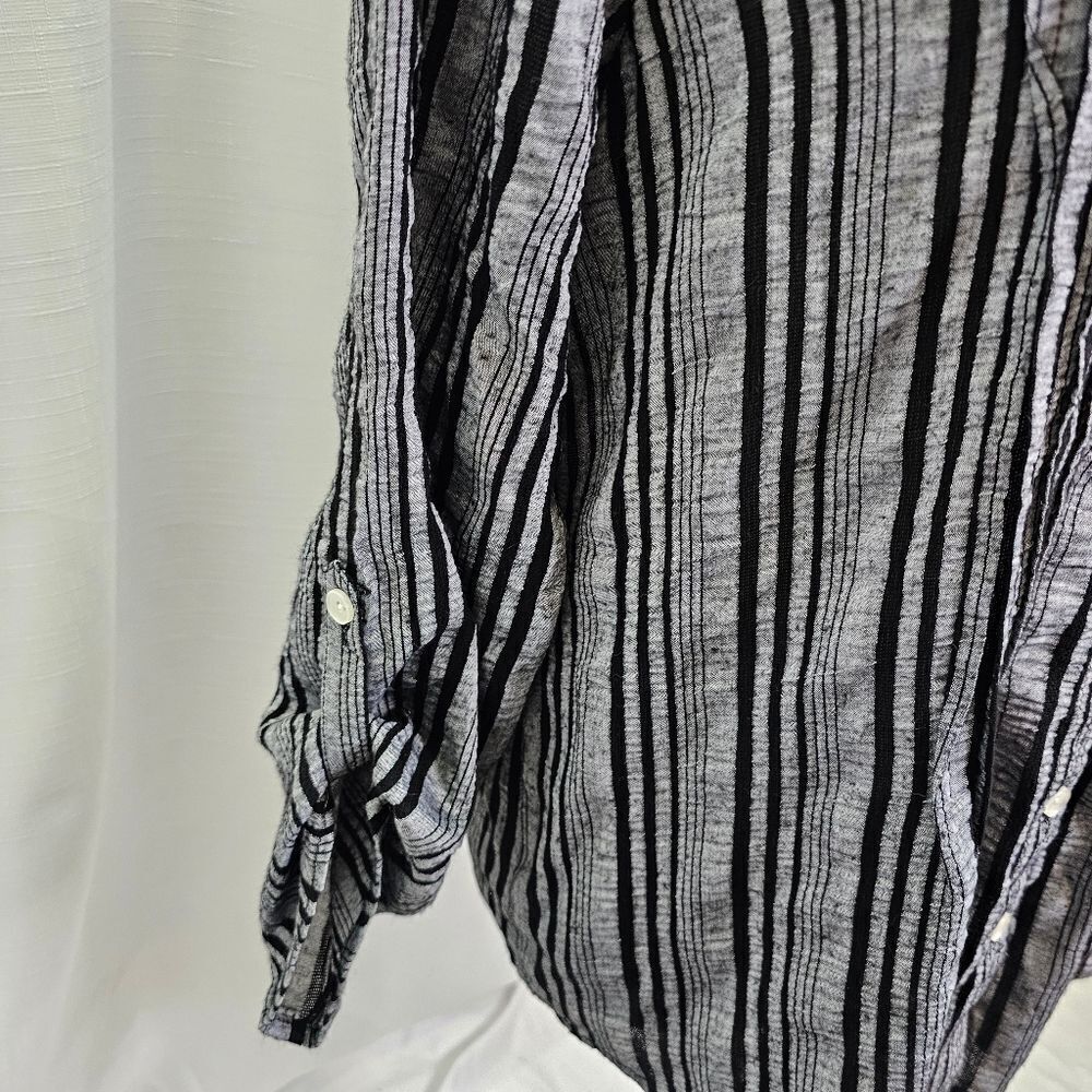 Ruby Rd. Black and Gray Striped Pintuck Popover Top Size Small - Picture 4 of 8